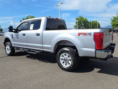Used 2022 Ford F250 XLT w/ FX4 Off-Road Package AWD/4WD image 6
