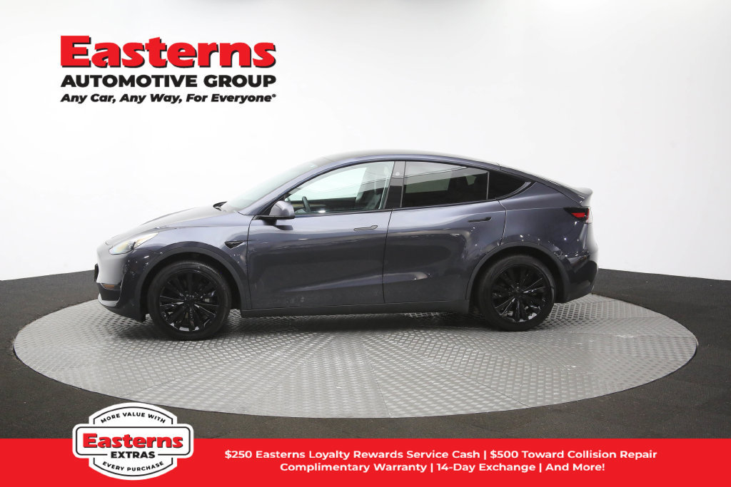 Used 2024 Tesla Model Y Long Range AWD/4WD image 56