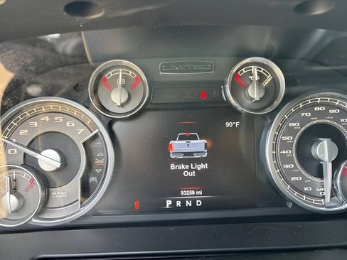 Used 2017 RAM 1500 Limited AWD/4WD image 5