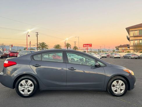 Used 2015 Kia Forte LX w/ Popular Package image 13