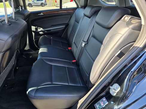 Used 2010 Mercedes-Benz ML 350 ML 350 4MATIC AWD 4dr SUV w/ Premium 1 Pkg image 23