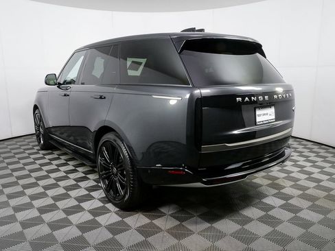 Used 2023 Land Rover Range Rover SE image 3