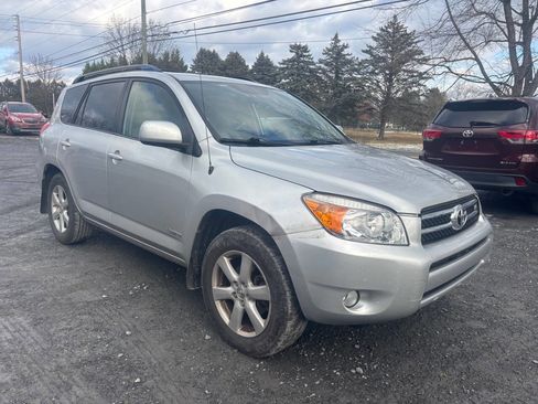 Used 2008 Toyota RAV4 Limited image 2