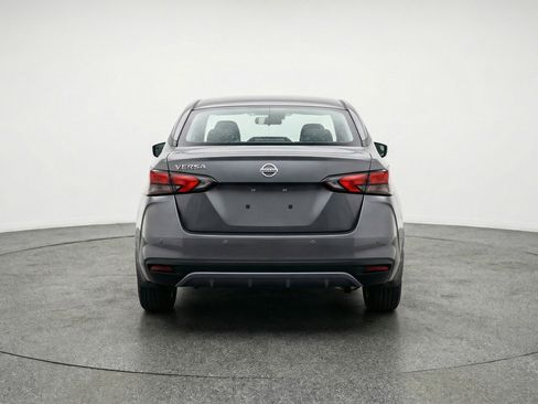 Used 2025 Nissan Versa SV image 7