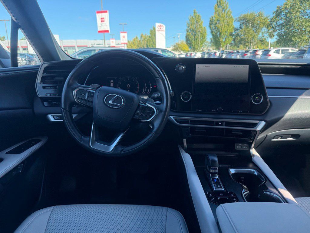 Used 2023 Lexus RX 350 Premium w/ Accessory Package (Z1) AWD/4WD image 23