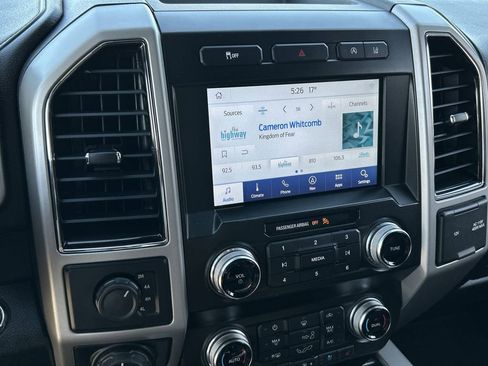 Used 2020 Ford F150 Lariat w/ Equipment Group 502A Luxury AWD/4WD image 13