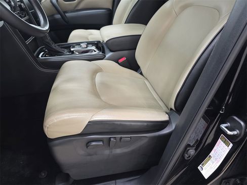 Certified 2023 INFINITI QX80 Premium Select w/ All-Season Package image 26