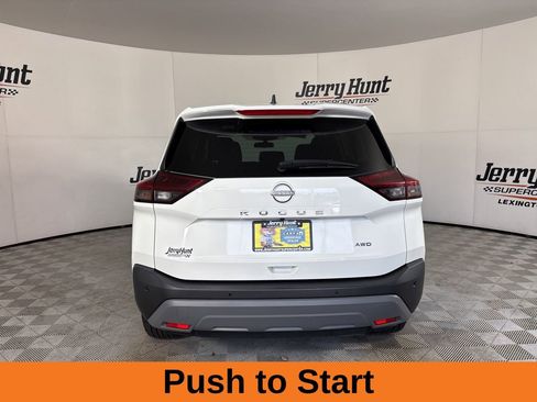Used 2023 Nissan Rogue S image 6