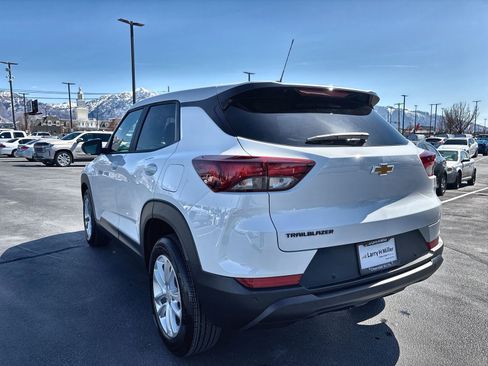 New 2026 Chevrolet TrailBlazer LS w/ LS Convenience Package FWD image 11