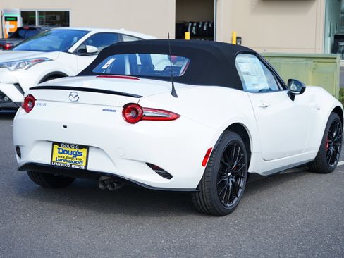 New 2025 MAZDA MX-5 Miata Club w/ Brembo/BBS Recaro Package image 3