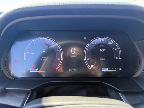 Used 2024 Jeep Grand Cherokee Limited w/ Luxury Tech Group II image 16