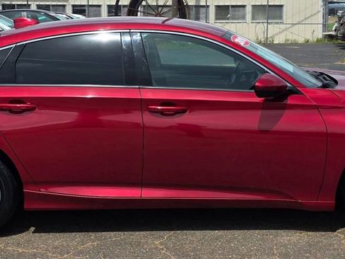 Used 2018 Honda Accord LX image 2