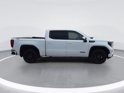 Used 2022 GMC Sierra 1500 Elevation w/ Elevation Premium Package
