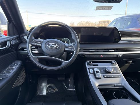 Used 2024 Hyundai Palisade Calligraphy image 32