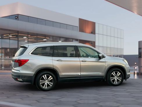 Used 2016 Honda Pilot EX-L image 11