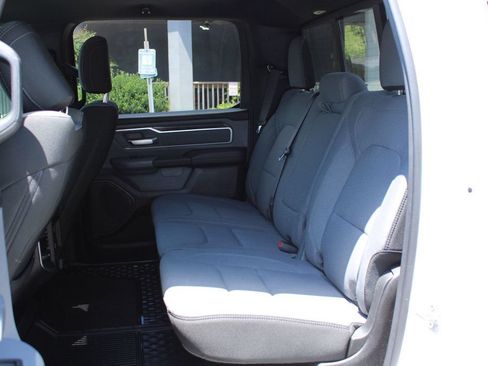Used 2021 RAM 1500 Big Horn AWD/4WD image 38