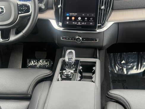 Certified 2026 Volvo XC90 B6 Ultra AWD/4WD image 15