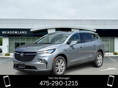 Used 2024 Buick Enclave Essence w/ Experience Buick Package