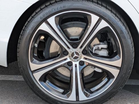 Used 2024 Mercedes-Benz C 300 Sedan image 12