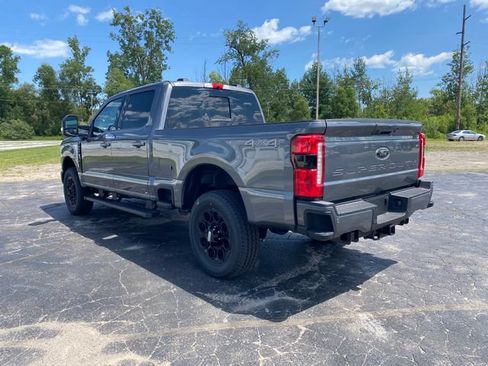 New 2026 Ford F250 XLT w/ XLT Premium Package AWD/4WD image 3