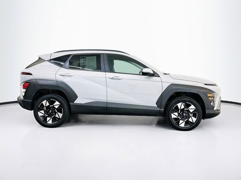 Used 2024 Hyundai Kona SEL image 10