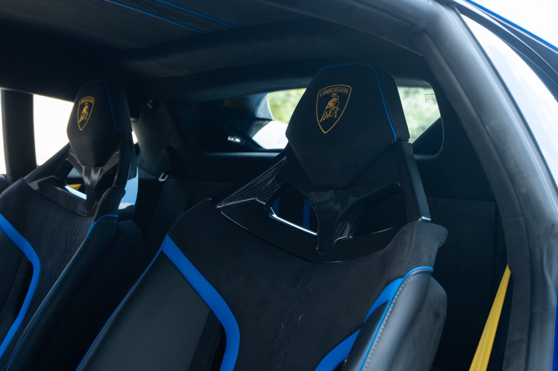 Used 2023 Lamborghini Huracan Tecnica RWD image 32