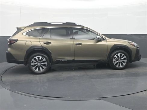 Used 2023 Subaru Outback Touring XT image 8