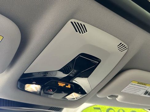 Certified 2025 MINI Cooper 2-Door Hardtop image 18