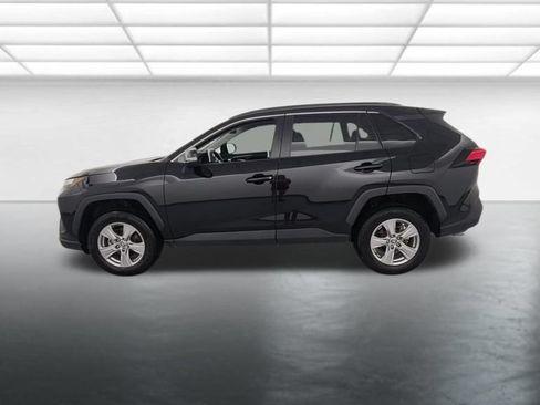 Used 2024 Toyota RAV4 XLE FWD image 4