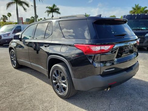 Used 2020 Chevrolet Traverse RS image 3