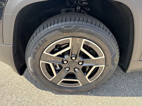 New 2026 Jeep Cherokee Limited AWD/4WD image 11