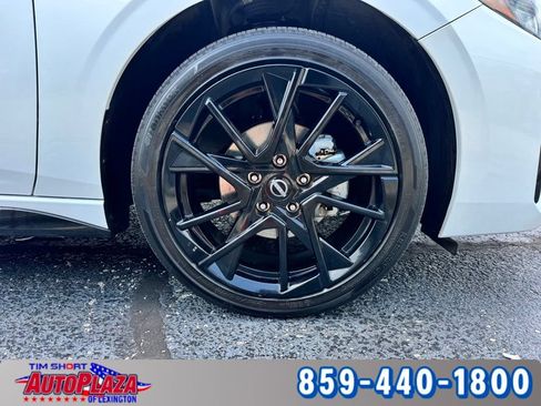 Used 2025 Nissan Sentra SR w/ Midnight Edition FWD image 25
