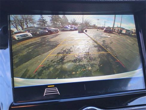 Certified 2019 Chevrolet Trax LT w/ LT Convenience Package image 15