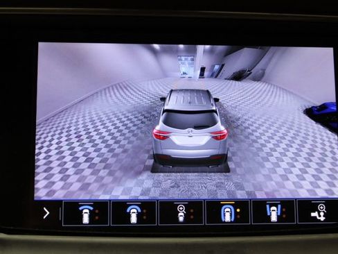 Used 2020 Buick Enclave Avenir w/ Avenir Technology Package image 55