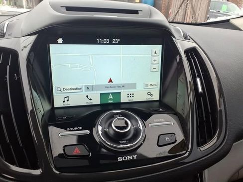 Used 2016 Ford C-MAX Energi SEL w/ Equipment Group 302A image 20