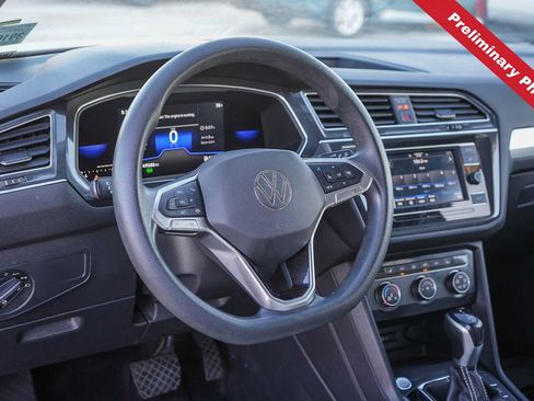 Used 2022 Volkswagen Tiguan S FWD image 15