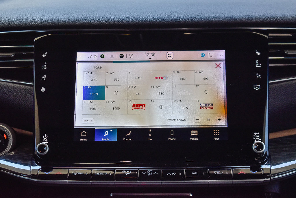 Used 2022 Jeep Wagoneer Series II AWD/4WD image 13