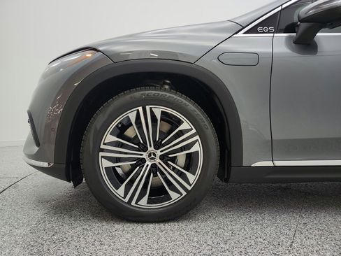 New 2026 Mercedes-Benz EQS 400 4MATIC SUV image 15