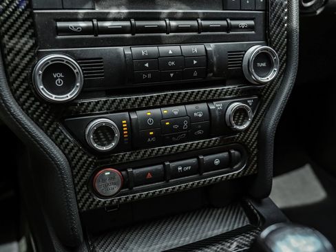 Used 2018 Ford Mustang GT RWD image 23