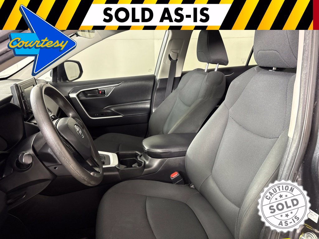 Used 2021 Toyota RAV4 LE w/ Carpet Mat Package (TMS) FWD image 25