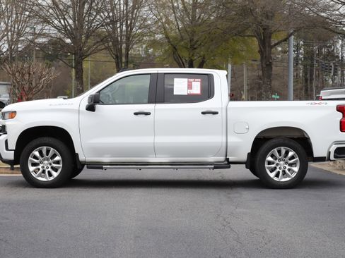 Used 2019 Chevrolet Silverado 1500 Custom image 5