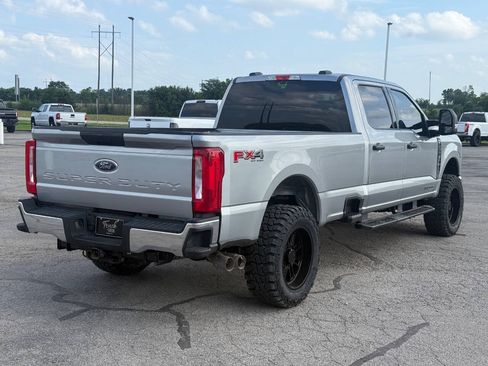 Used 2023 Ford F250 XLT w/ FX4 Off-Road Package AWD/4WD image 5