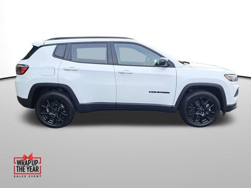 New 2026 Jeep Compass Latitude image 7
