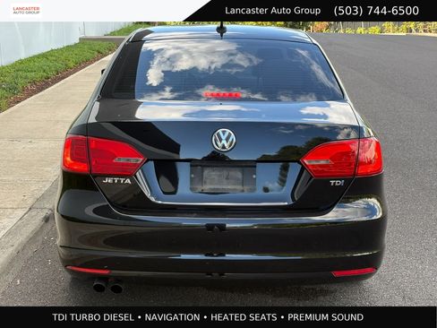 Used 2013 Volkswagen Jetta TDI FWD image 5