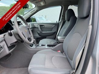 Used 2017 Chevrolet Traverse LS FWD video 4