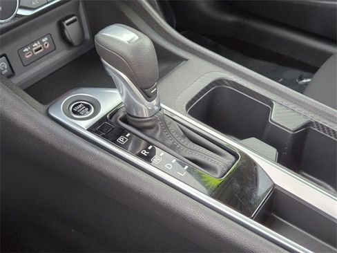 Used 2024 Nissan Sentra SV image 23