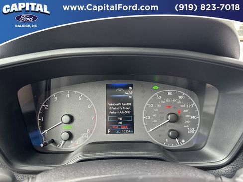 Used 2025 Toyota Corolla Cross SE w/ Moonroof Package image 25