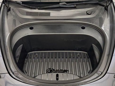 Used 2020 Tesla Model 3 Standard Range Plus image 8