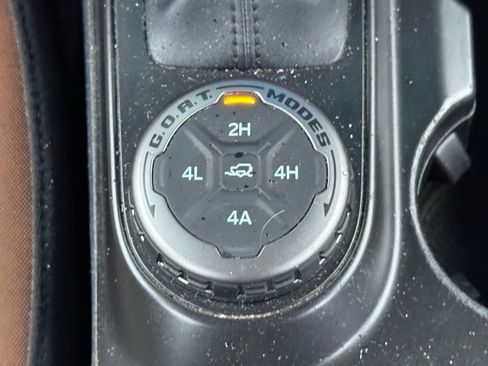 Certified 2023 Ford Bronco Outer Banks image 24