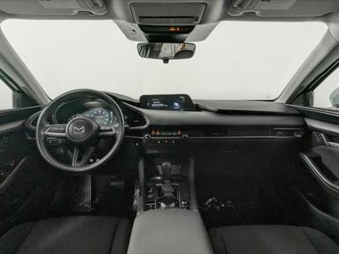Used 2021 MAZDA MAZDA3 Sedan FWD image 26